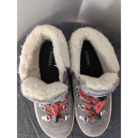 Sorel waterproof cozycore Out Nd About gray outdoor winter boots 3 - Picture 3 of 10